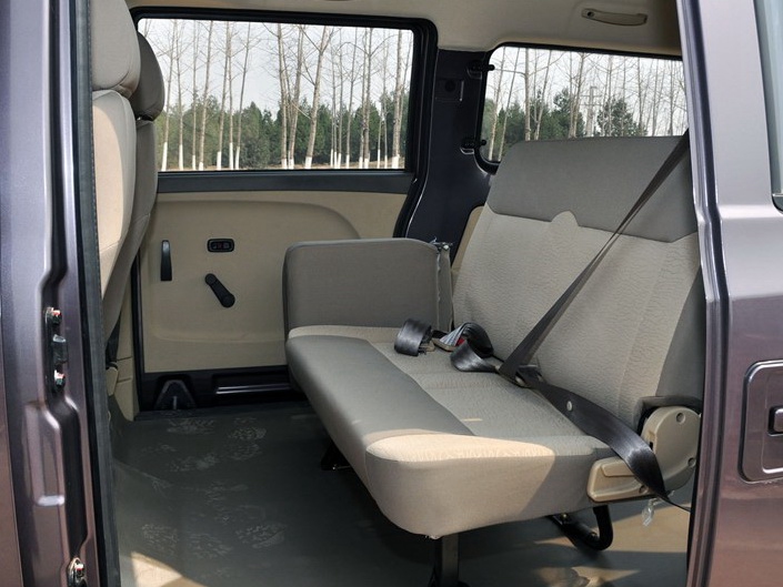 俊风CV03 2012款 1.3L舒适型DFXC13-40车厢座椅图片