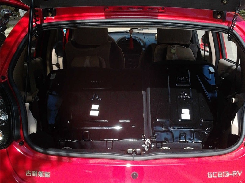 熊猫 2011款 1.3L 手动舒适型Ⅱ车厢座椅图片