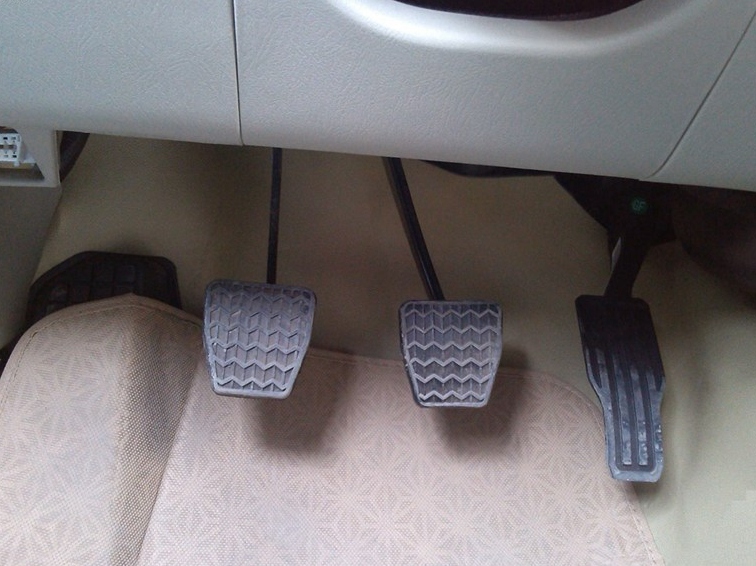 英伦SC7 2014款 1.5L 手动精英型车厢座椅图片