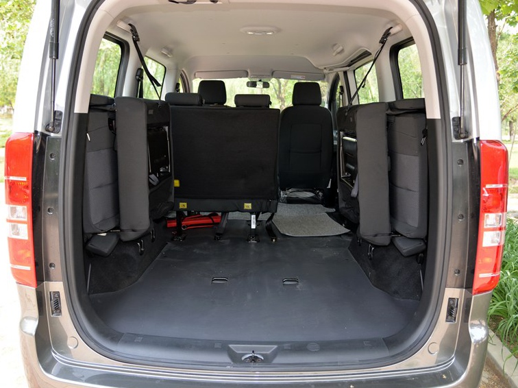 瑞风M3 2015款 1.6L 豪华型车厢座椅图片