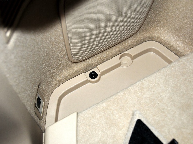 雷克萨斯RX 2013款 450h 尊贵版车厢座椅图片