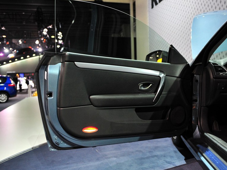 拉古那 2012款 古贝2.0T 豪华导航版车厢座椅图片