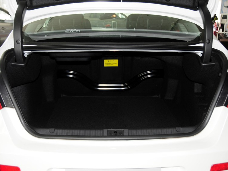 塔利斯曼 2013款 2.5L Nappa旗舰版车厢座椅图片