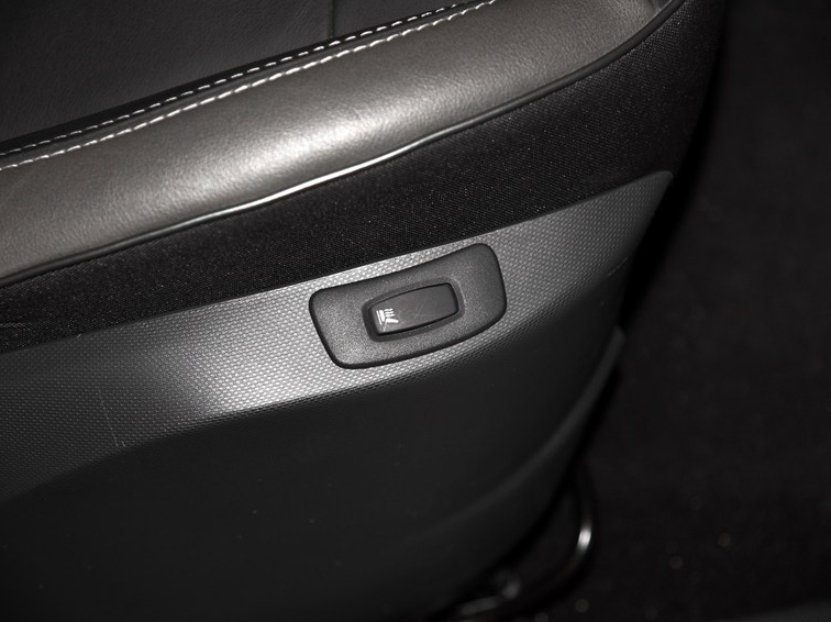 卡缤 2015款 1.2T 自动豪华抢鲜版车厢座椅图片