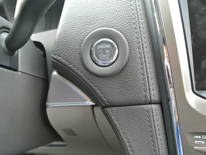 林肯MKX 2010款 3.5L AWD中控方向盘图片