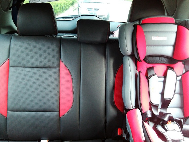 利亚纳A6 2014款 两厢 1.4L 手动理想型车厢座椅图片