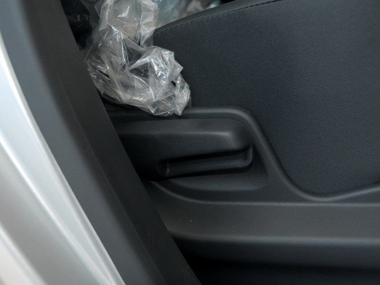 派喜 2012款 1.4VVT 精英型车厢座椅图片