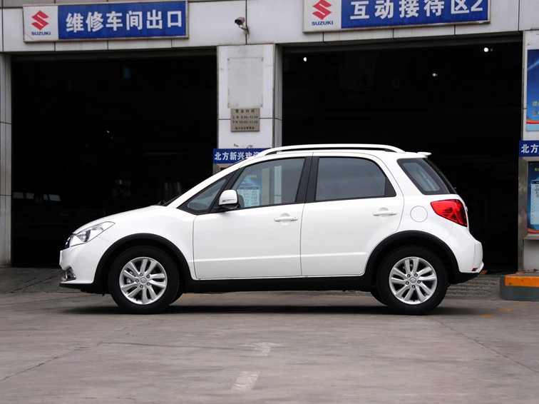 天语 SX4 2013款 酷锐 1.6L 手动灵动型图片