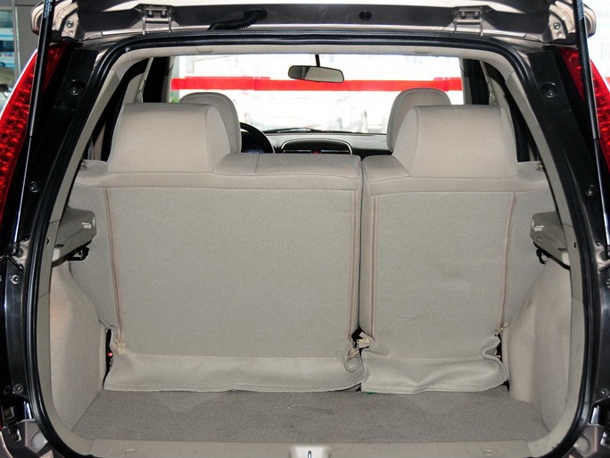 景逸 2014款 XL 1.5L 手动舒适型 京V车厢座椅图片