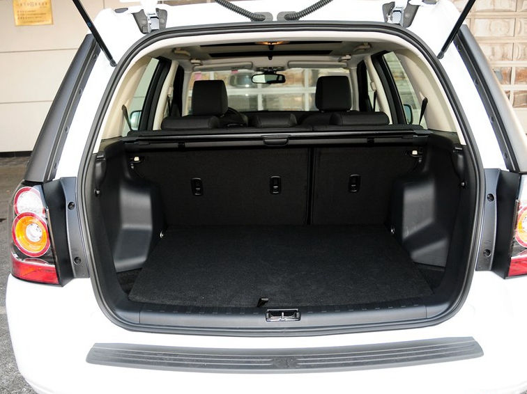 神行者2 2014款 2.2T SD4 S柴油版车厢座椅图片