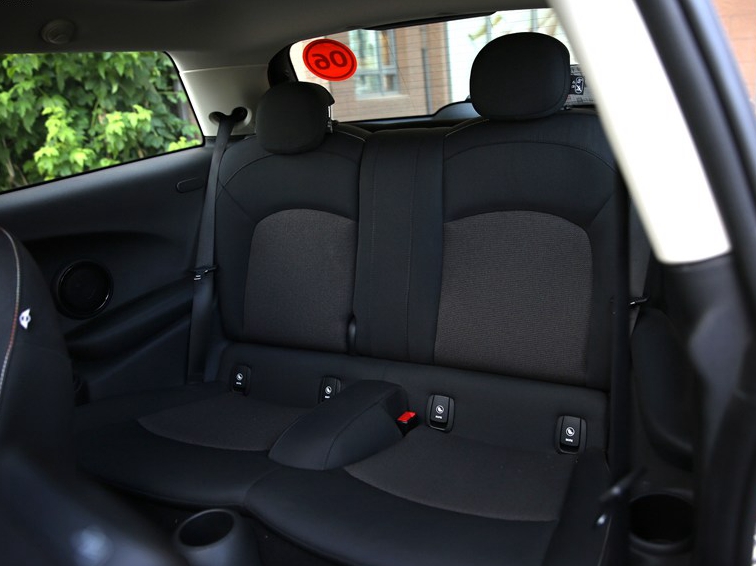 MINI 2014款 1.5T COOPER Fun车厢座椅图片