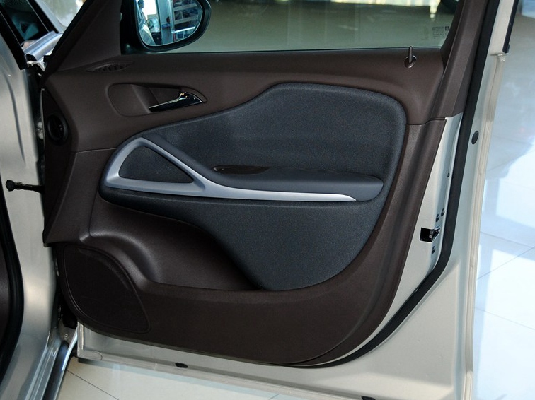 赛飞利 2013款 1.4T 五座舒适型车厢座椅图片
