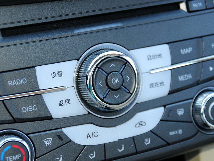 V5菱致 2012款 1.5L 手动旗舰型中控方向盘图片