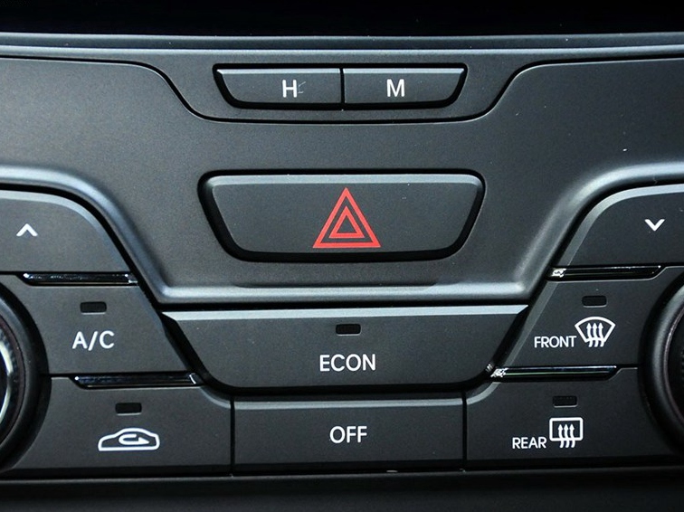 起亚K5(进口) 2013款 2.0L Hybrid中控方向盘图片