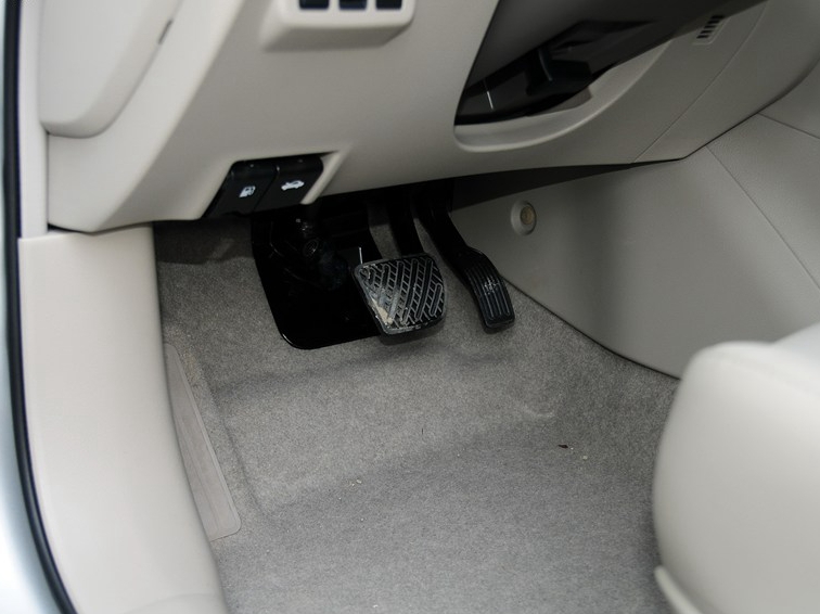 轩逸 2012款 1.8XL CVT豪华版车厢座椅图片