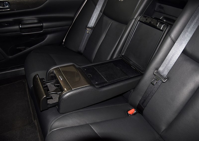 天籁 2015款 公爵 2.5L XV欧冠荣耀版车厢座椅图片