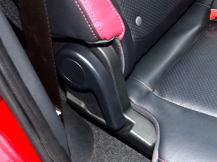 幻速S3 2014款 1.5L 舒适型车厢座椅图片