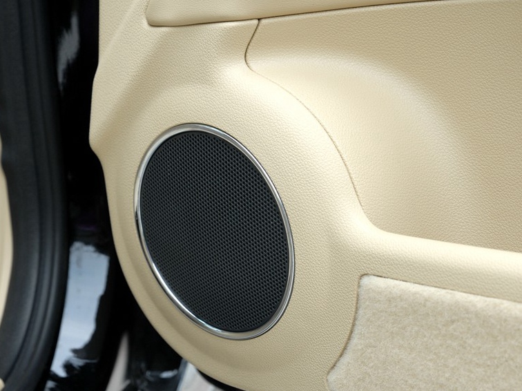 瑞麒G5 2012款 2.0L 手动尊享型DVVT车厢座椅图片