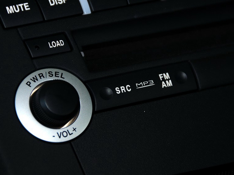 风迪思 2013款 1.8L 手动舒适型 国V中控方向盘图片