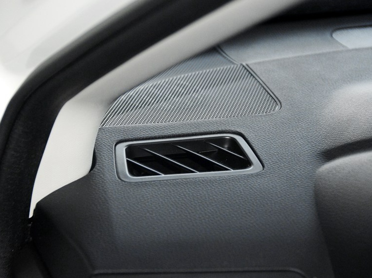 斯巴鲁XV 2014款 2.0L 舒适版中控方向盘图片