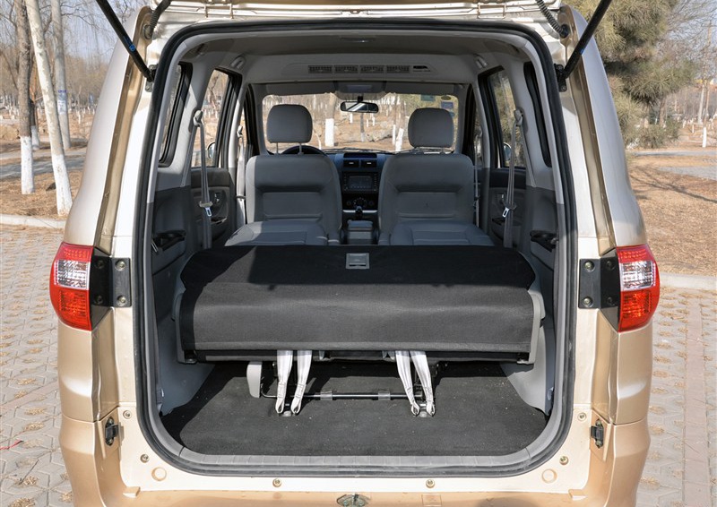 福瑞达M50 2015款 1.5L公务舱BJ415B车厢座椅图片