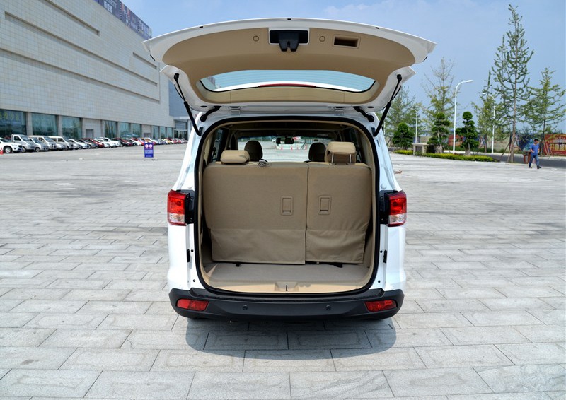 五菱宏光 2015款 1.5L S1 豪华型车厢座椅图片