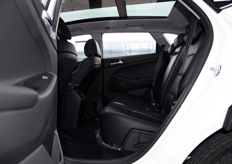 全新途胜 2015款 2.0L 自动两驱智能型车厢座椅图片