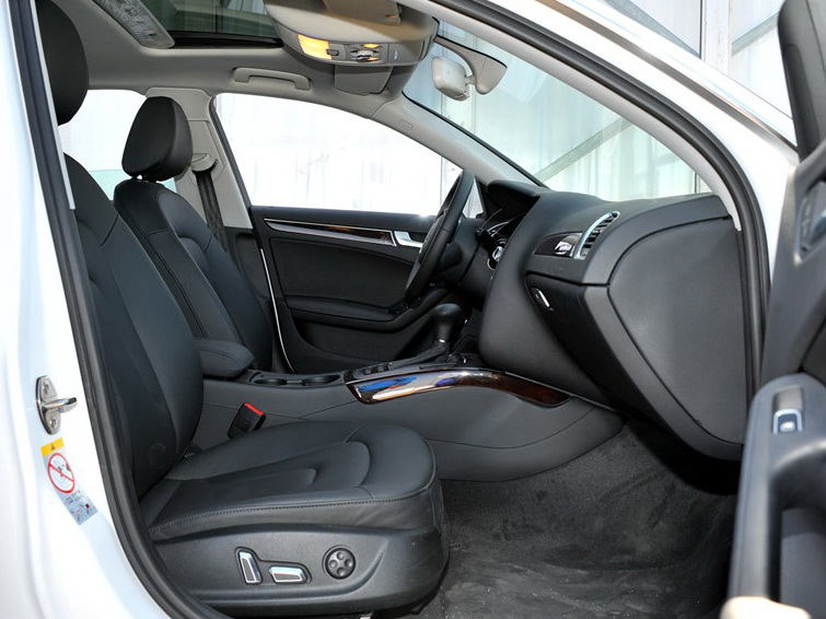 奥迪A4L 2013款 40 TFSI quattro个性运动型车厢座椅图片