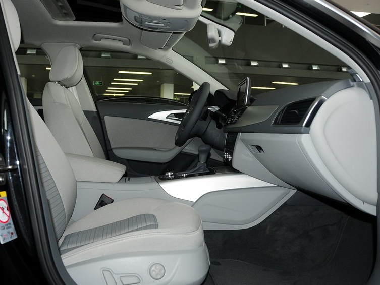 奥迪A6L 2012款 30 FSI 技术型车厢座椅图片