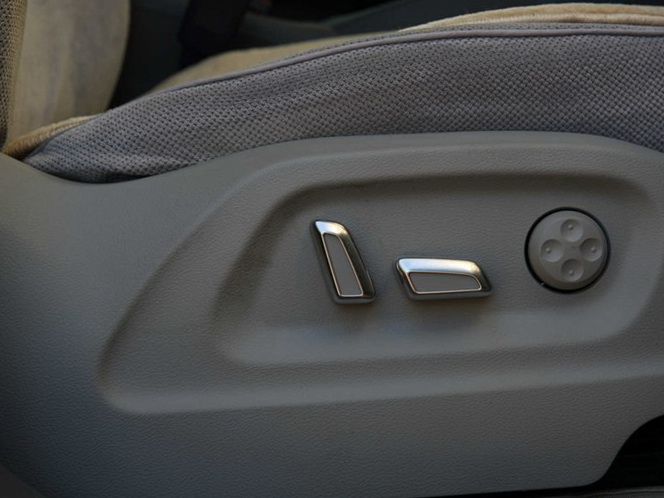 奥迪Q5 2013款 35 TFSI 标准型车厢座椅图片