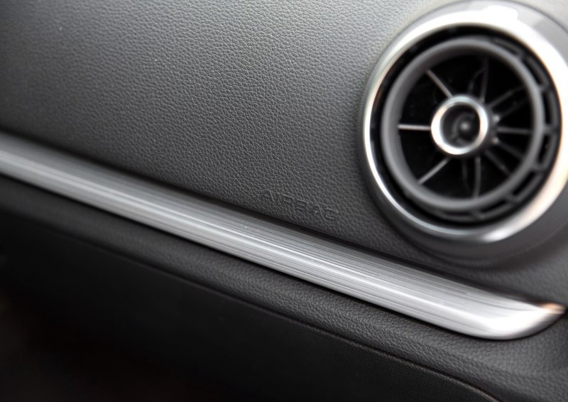 奥迪A3 2015款 Limousine 35 TFSI 百万纪念智领型中控方向盘图片