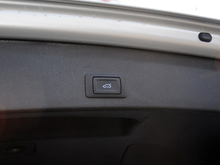 奥迪Q5 2015款 40 TFSI 进取型车厢座椅图片