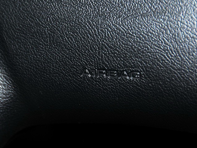 长城V80 2013款 1.5T 手动雅尚型中控方向盘图片