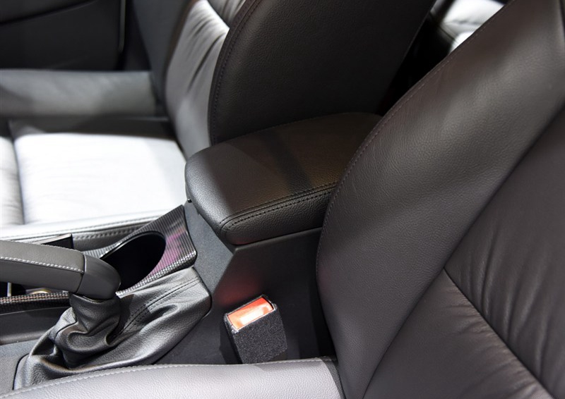 雪铁龙C4L 2015款 1.2T 自动尊贵版车厢座椅图片