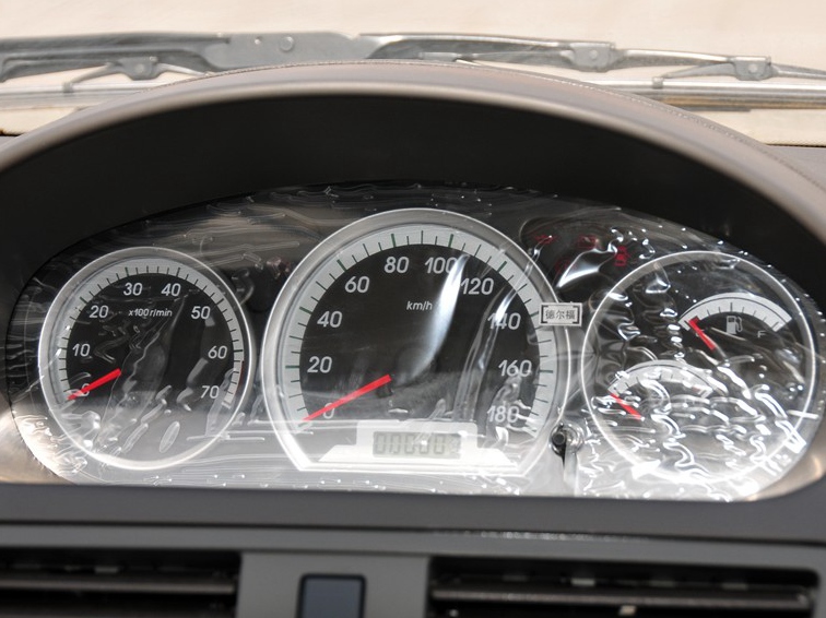 威志 2011款 三厢 1.5L 手动精英型中控方向盘图片