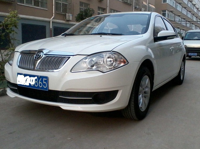 中华骏捷FSV 2011款 新锐版 1.5L 手动标准型车身外观图片