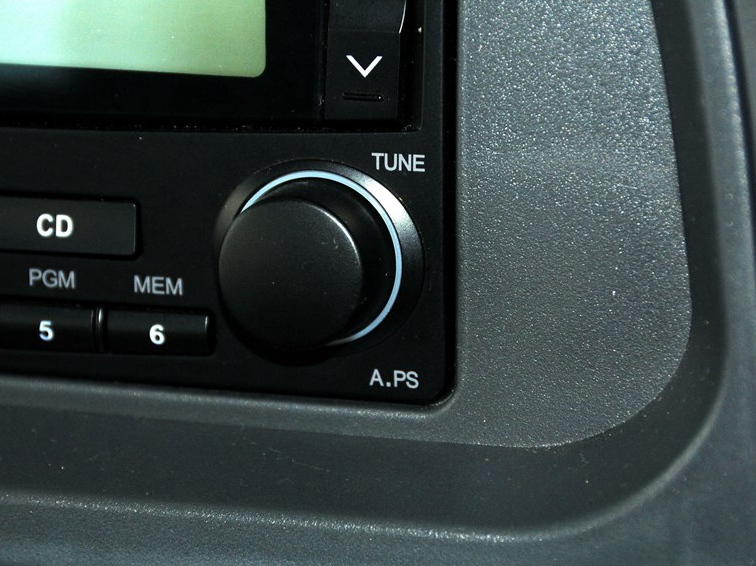 宝迪 2009款 3.0T-A42基本型低顶中控方向盘图片