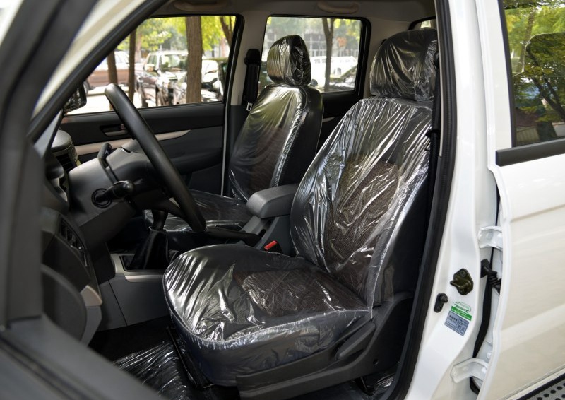小老虎 2015款 2.4T精英版大双排车厢座椅图片