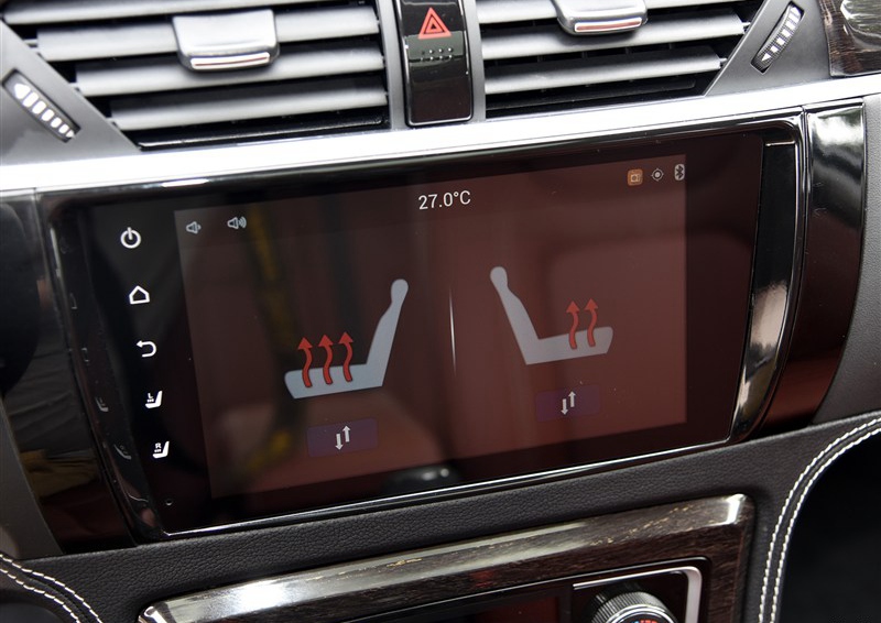 众泰T600 2015款 2.0T 手动旗舰型中控方向盘图片
