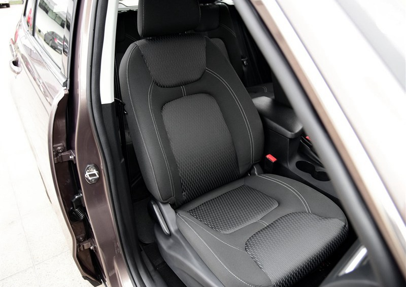 众泰T600 2015款 1.5T 手动精英型车厢座椅图片