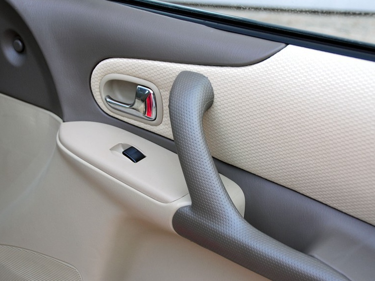 海福星 2011款 1.3L 手动豪华型车厢座椅图片