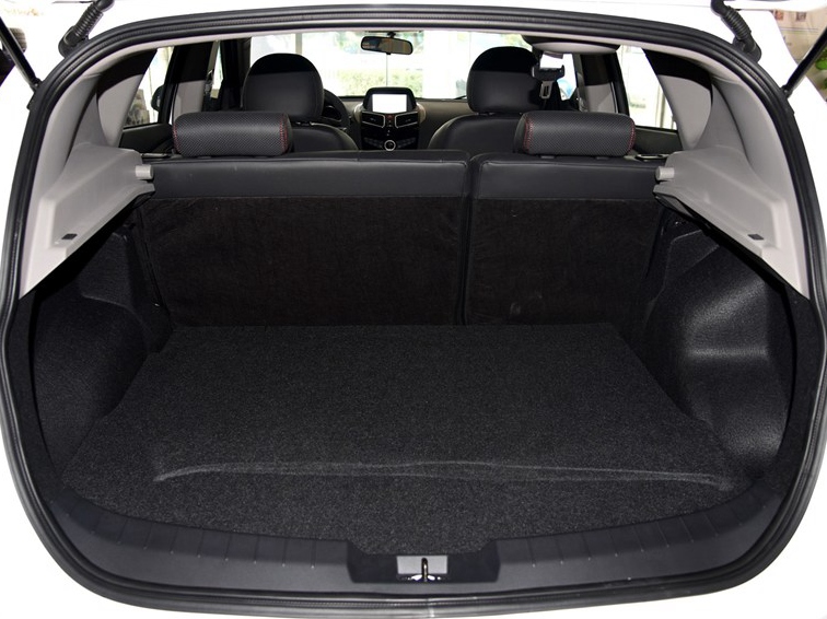 海马S5 2015款 1.6L 手动智炫型车厢座椅图片