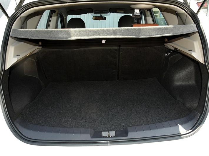 海马S5 2015款 1.5T CVT智炫型车厢座椅图片