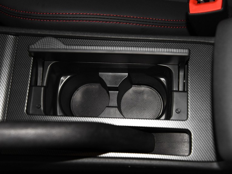 海马M6 2015款 1.5T 手动驭FUN型中控方向盘图片