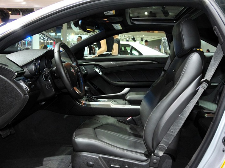 凯迪拉克CTS(进口) 2012款 3.6L COUPE车厢座椅图片