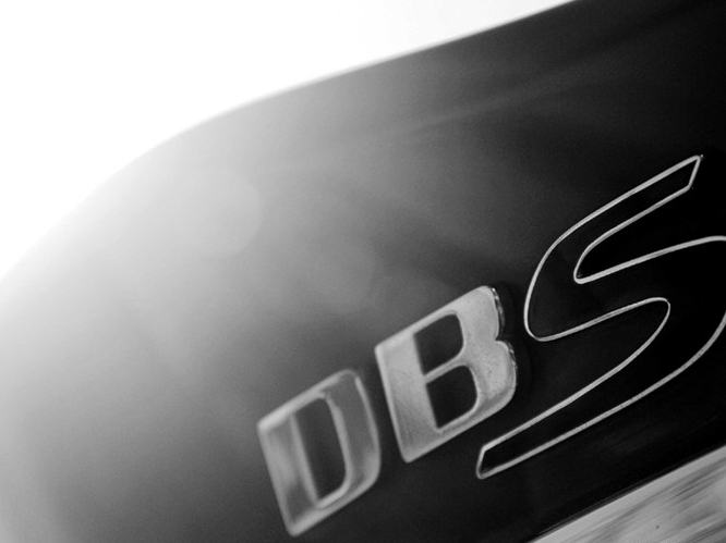 阿斯顿·马丁DBS 2009款 6.0 Touchtronic Coupe图片