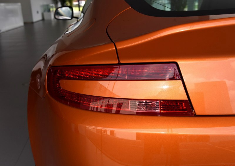 V8 Vantage 2015款 4.7L Coupe其它细节图片