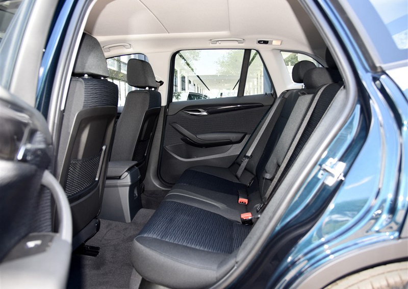宝马X1 2015款 sDrive18i 时尚晋级版车厢座椅图片