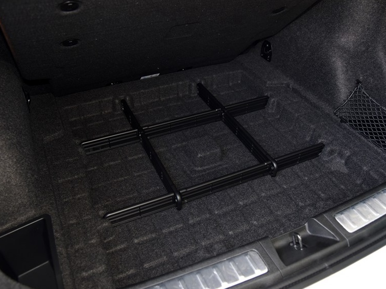 宝马X1 2015款 sDrive18i 领先晋级版车厢座椅图片