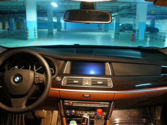 宝马5系GT 2013款 535i 领先型中控方向盘图片